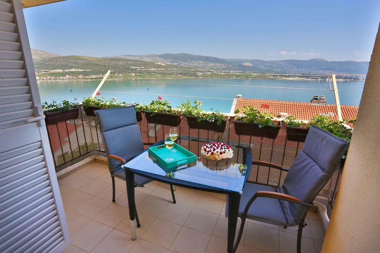 Luxury Apartment Leda Trogir