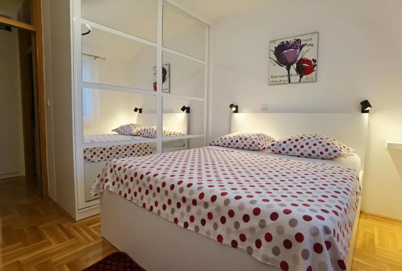 Luxury Apartment Leda Trogir